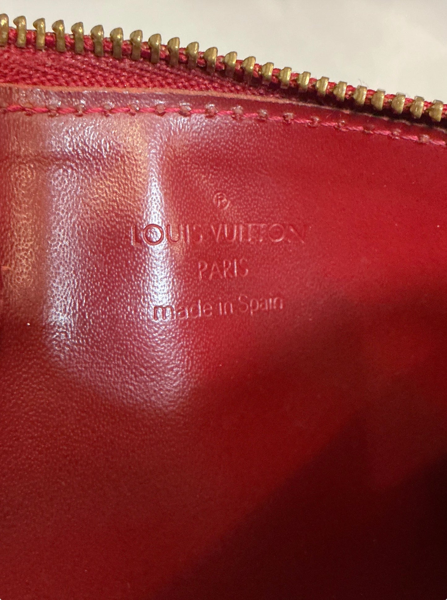 Louis Vuitton Cherry Red Vernis Pochette Clés Red Patent Leather Key Chain Coin Purse
