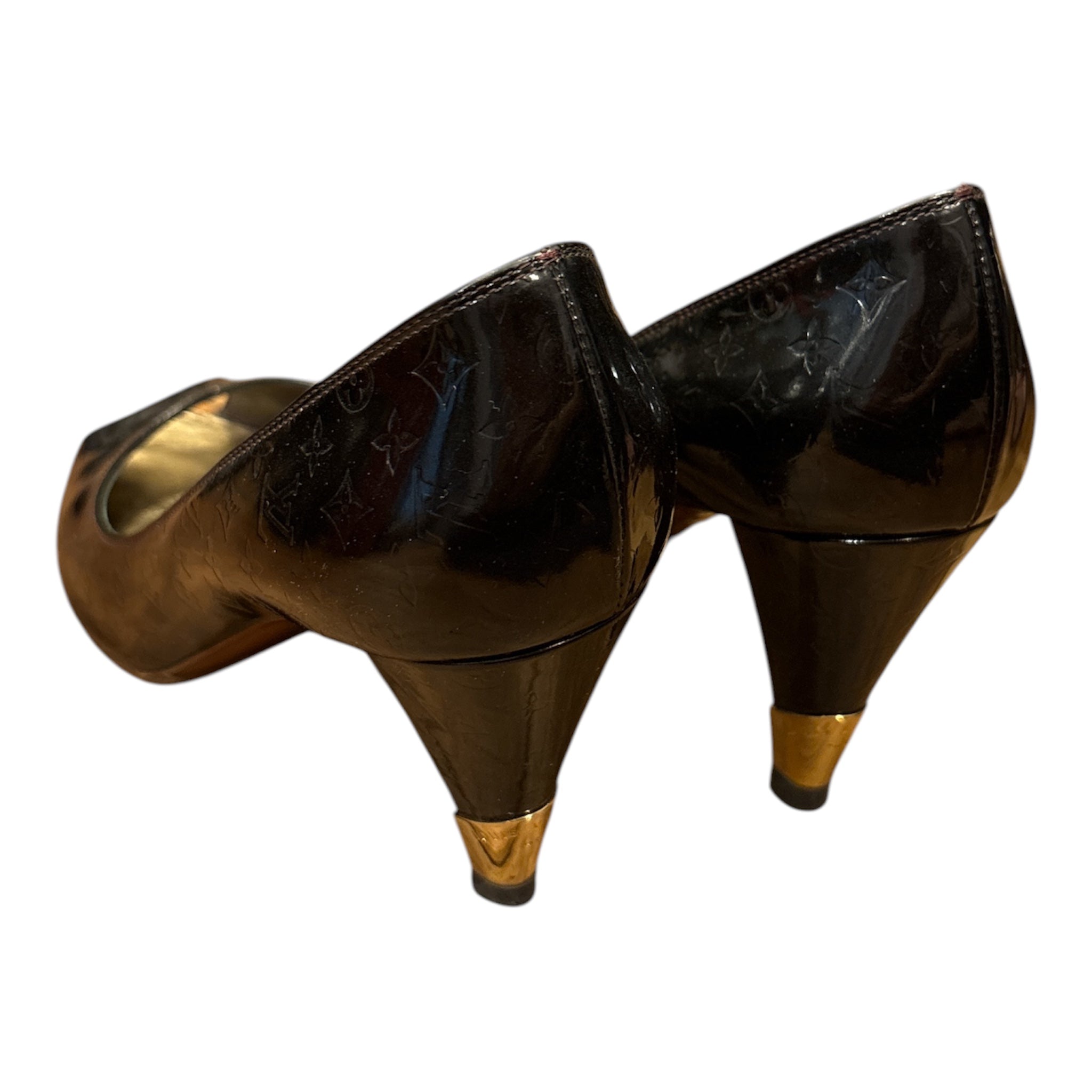 Louis Vuitton Black Monogram Vernis Peep Toe Pumps
